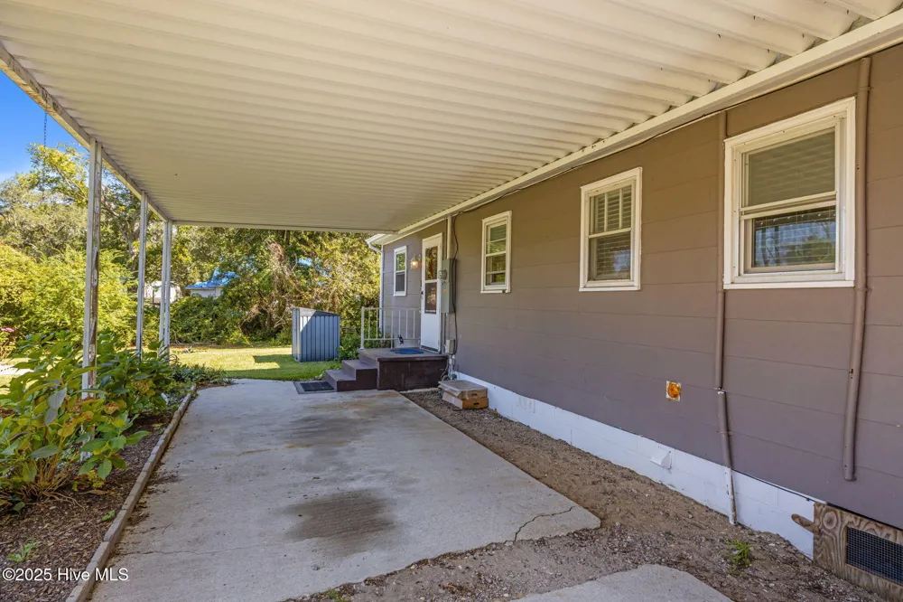 376 Shell Road Atlantic, NC 28511