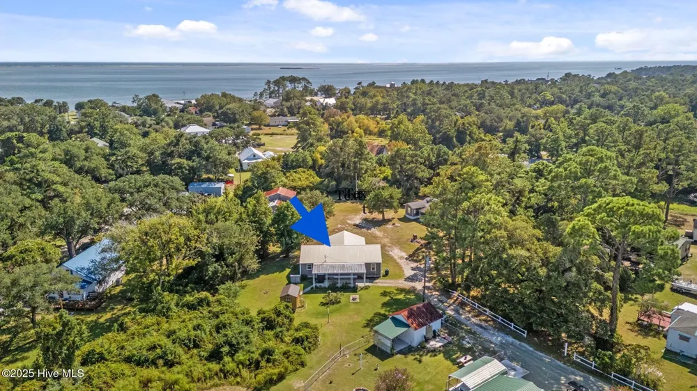 376 Shell Road Atlantic, NC 28511