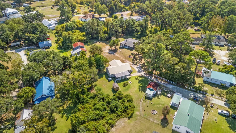 376 Shell Road Atlantic, NC 28511