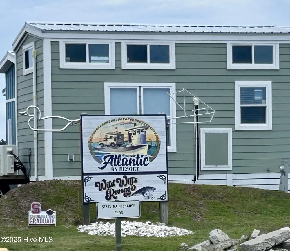 376 Shell Road Atlantic, NC 28511