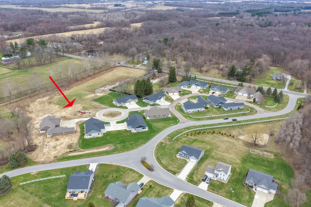 139 Lexington Pointe Drive #6 Niles, MI 49120