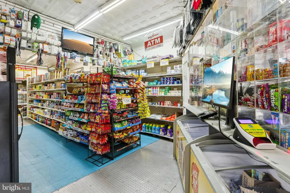 5977 OGONTZ AVENUE Philadelphia, PA 19141