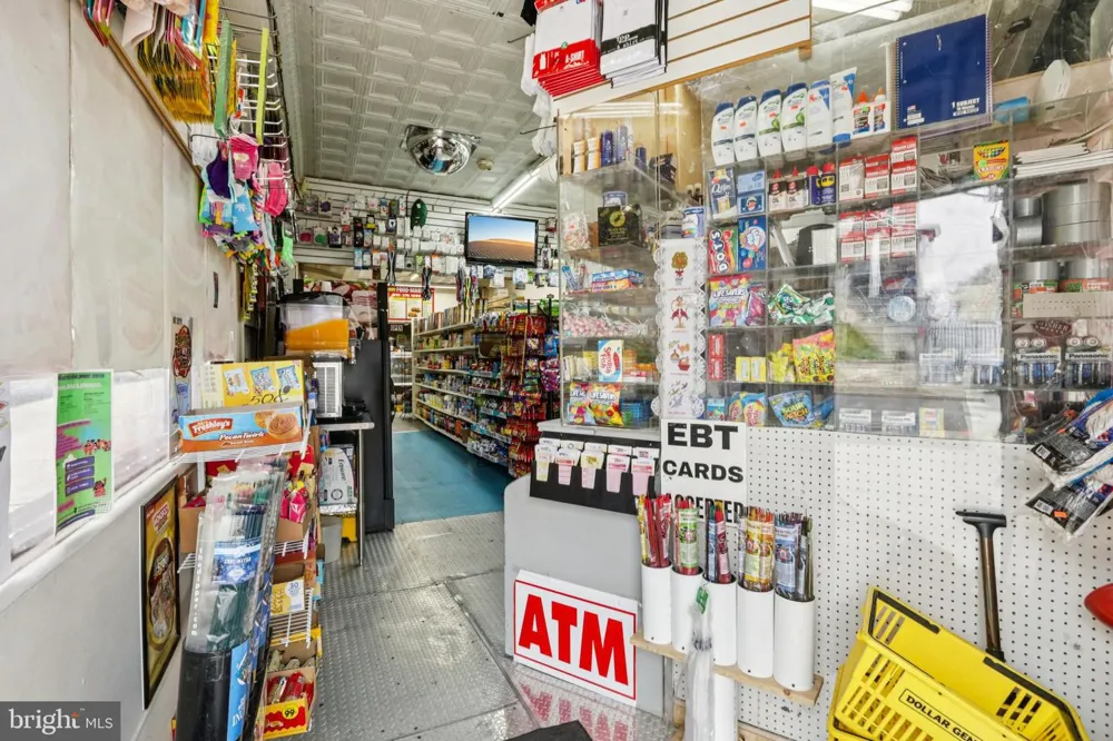 5977 OGONTZ AVENUE Philadelphia, PA 19141