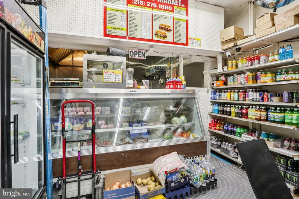 5977 OGONTZ AVENUE Philadelphia, PA 19141