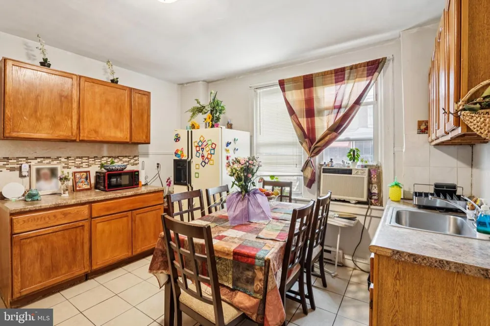 5977 OGONTZ AVENUE Philadelphia, PA 19141