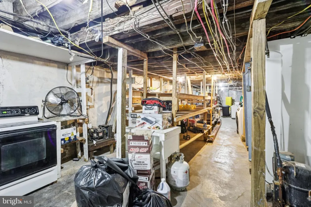 5977 OGONTZ AVENUE Philadelphia, PA 19141