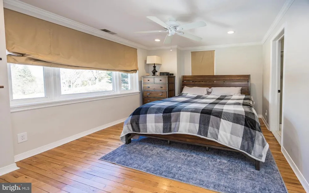 820 SHARPLESS ROAD Hockessin, DE 19707