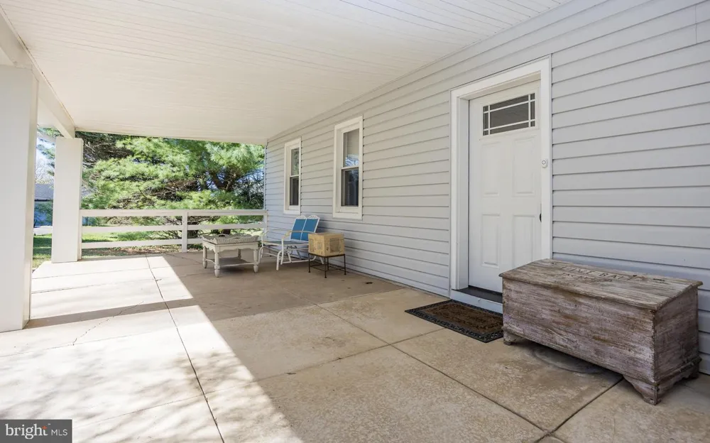 820 SHARPLESS ROAD Hockessin, DE 19707