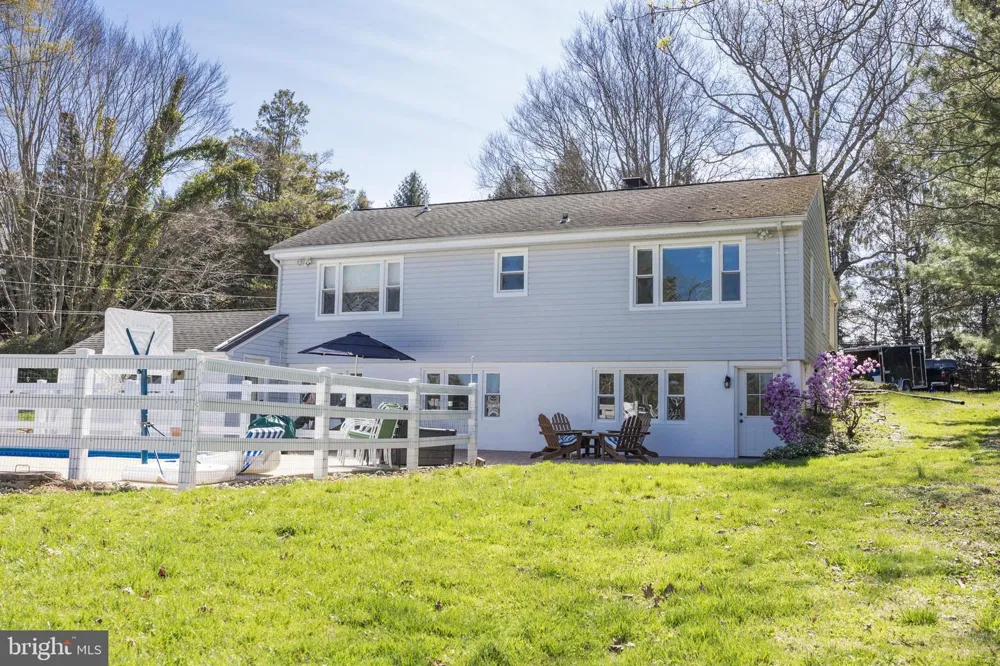 820 SHARPLESS ROAD Hockessin, DE 19707