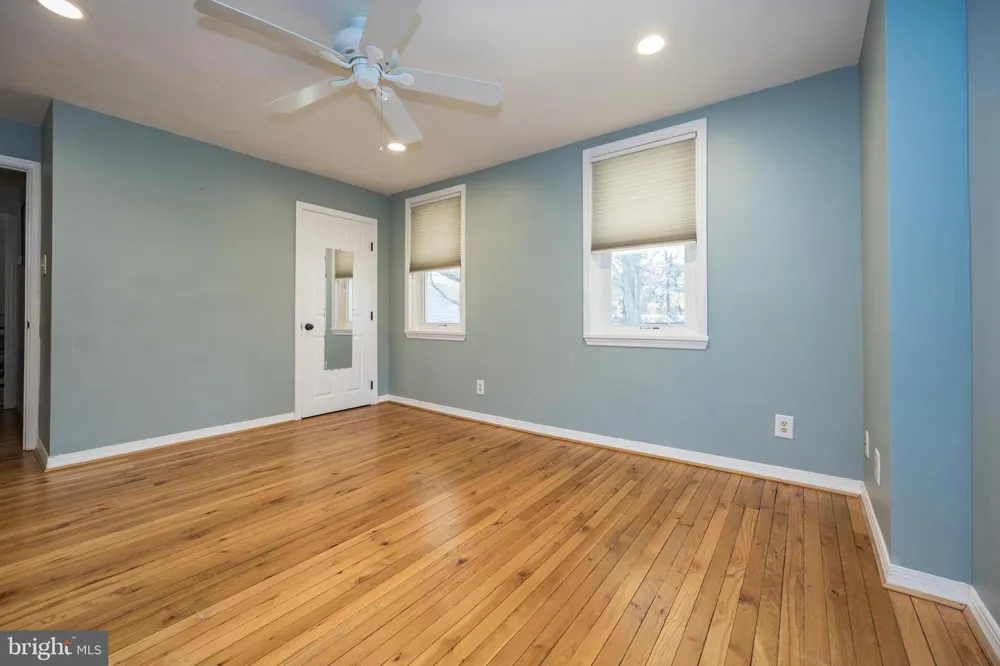 820 SHARPLESS ROAD Hockessin, DE 19707