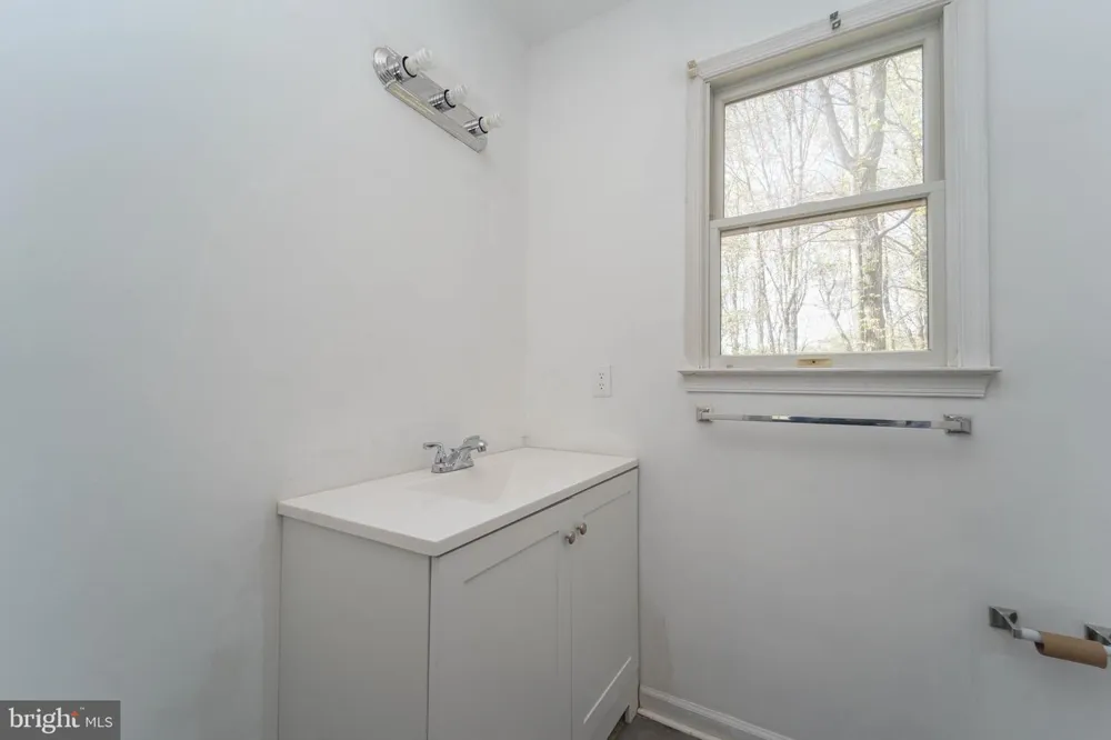 729 DAVOL ROAD Stevensville, MD 21666