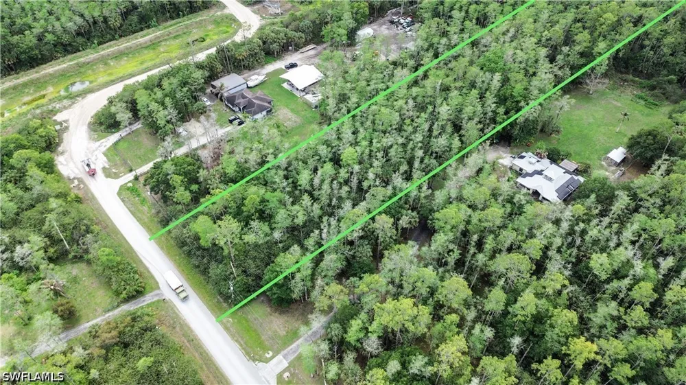 10th Avenue SE Naples, FL 34117