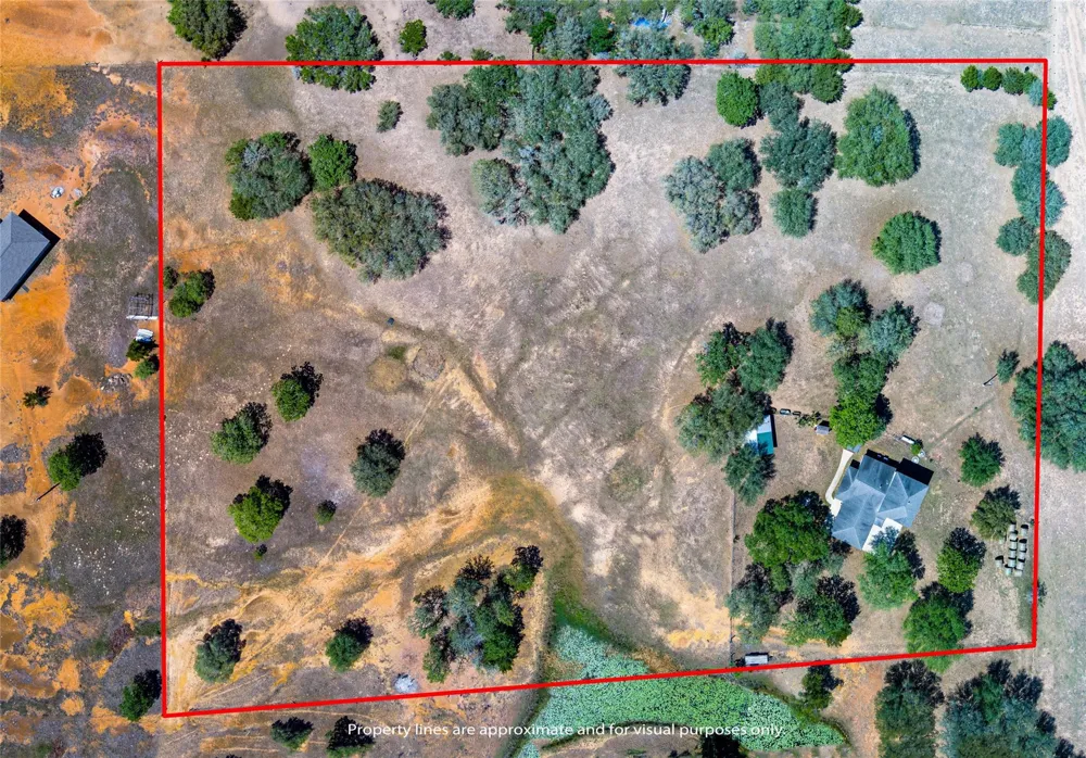 825 County Road 119 Hallettsville, TX 77964