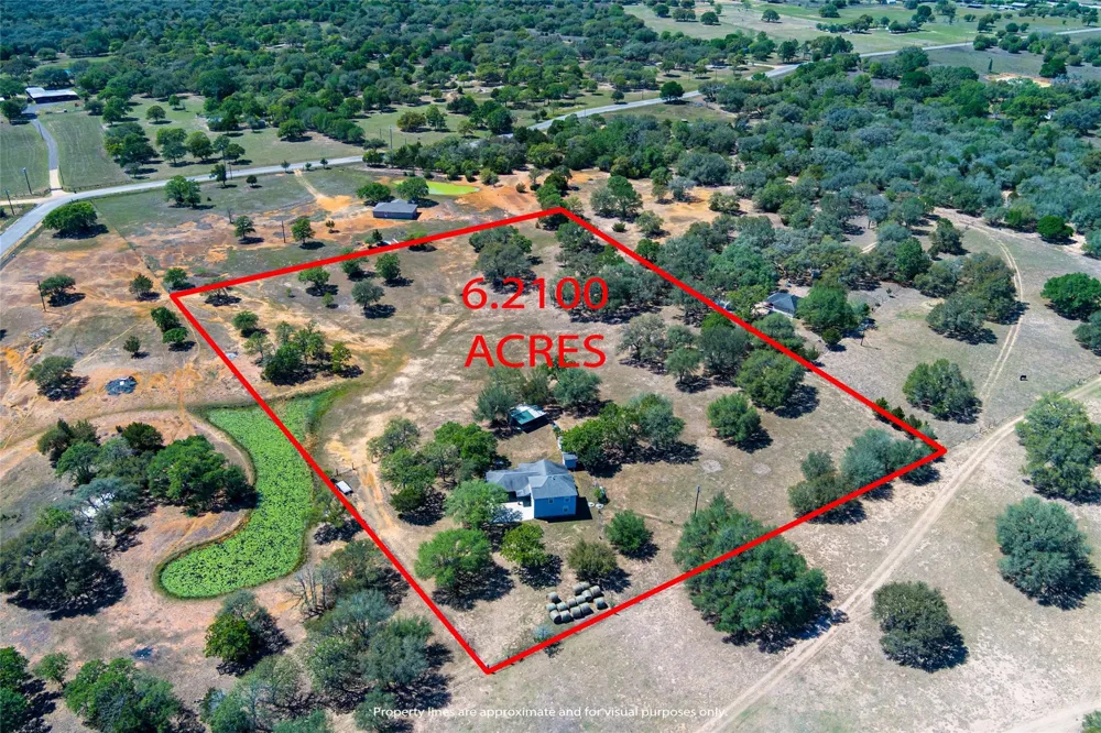 825 County Road 119 Hallettsville, TX 77964