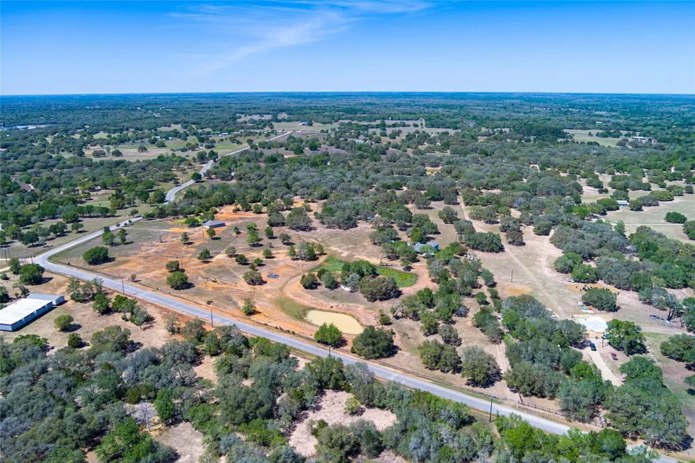 825 County Road 119 Hallettsville, TX 77964