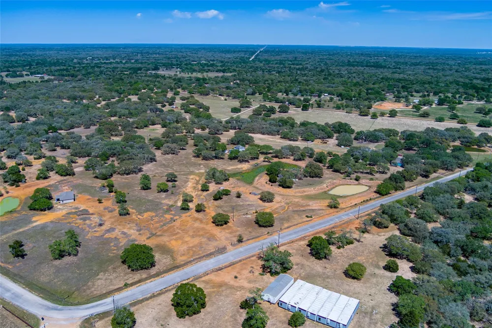 825 County Road 119 Hallettsville, TX 77964