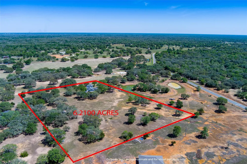 825 County Road 119 Hallettsville, TX 77964