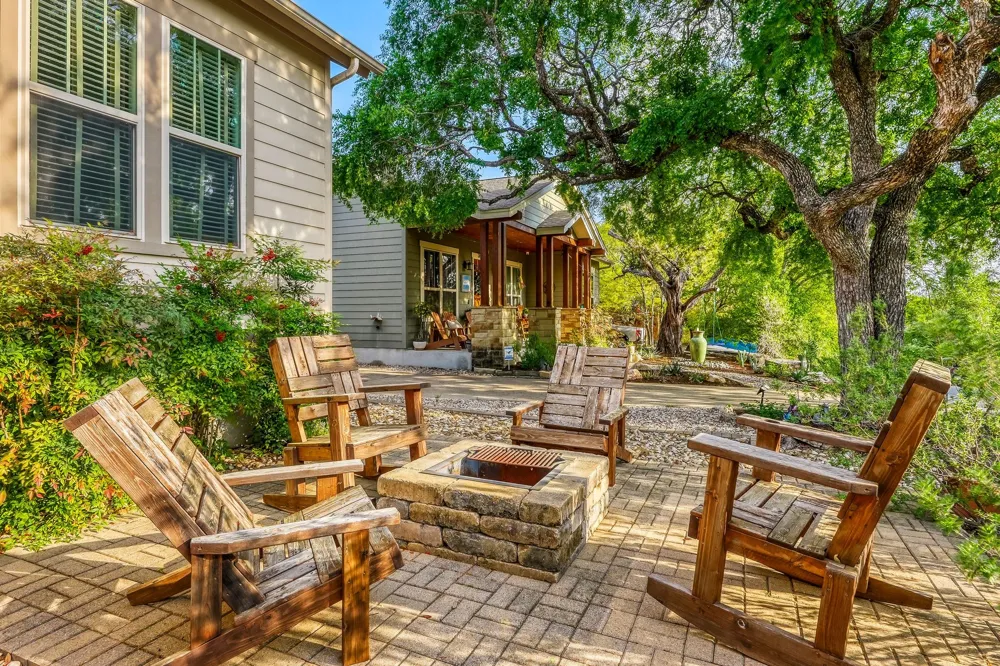 2913 Chisholm Trail Austin, TX 78734