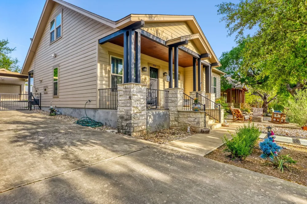2913 Chisholm Trail Austin, TX 78734
