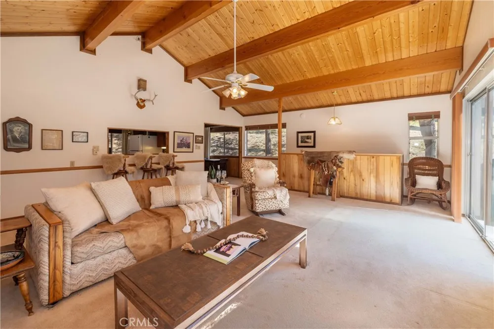 1109 Brookside Fawnskin, CA 92333