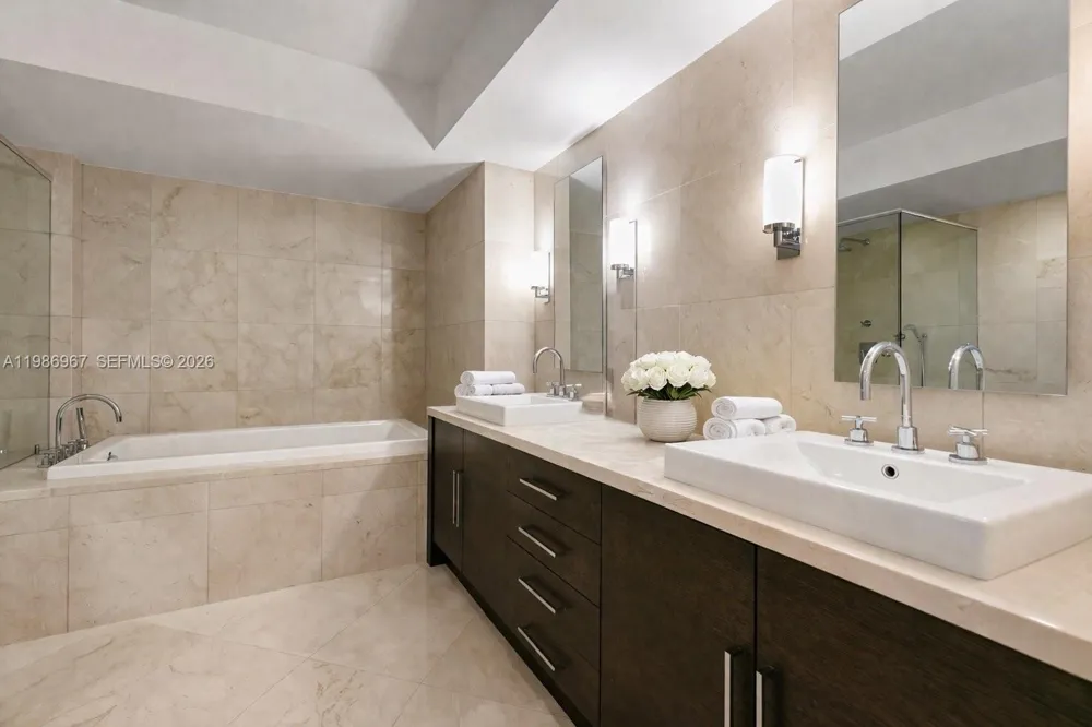 1800 S Ocean Dr #UPH4301 Hallandale Beach, FL 33009