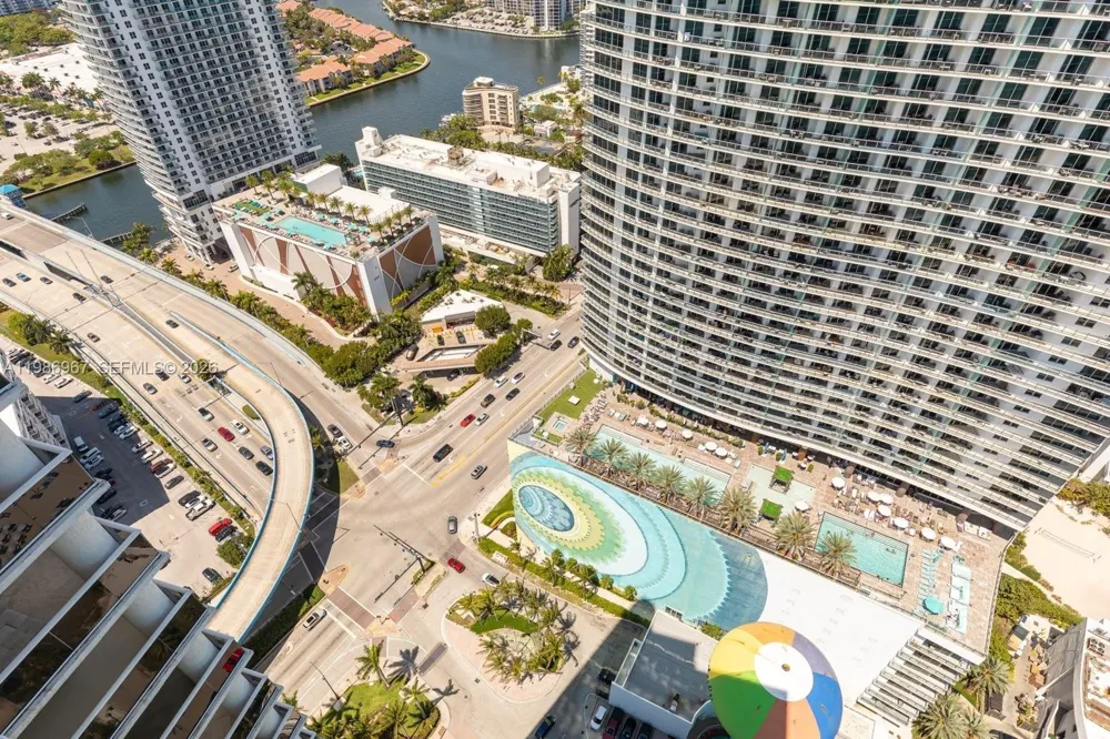 1800 S Ocean Dr #UPH4301 Hallandale Beach, FL 33009