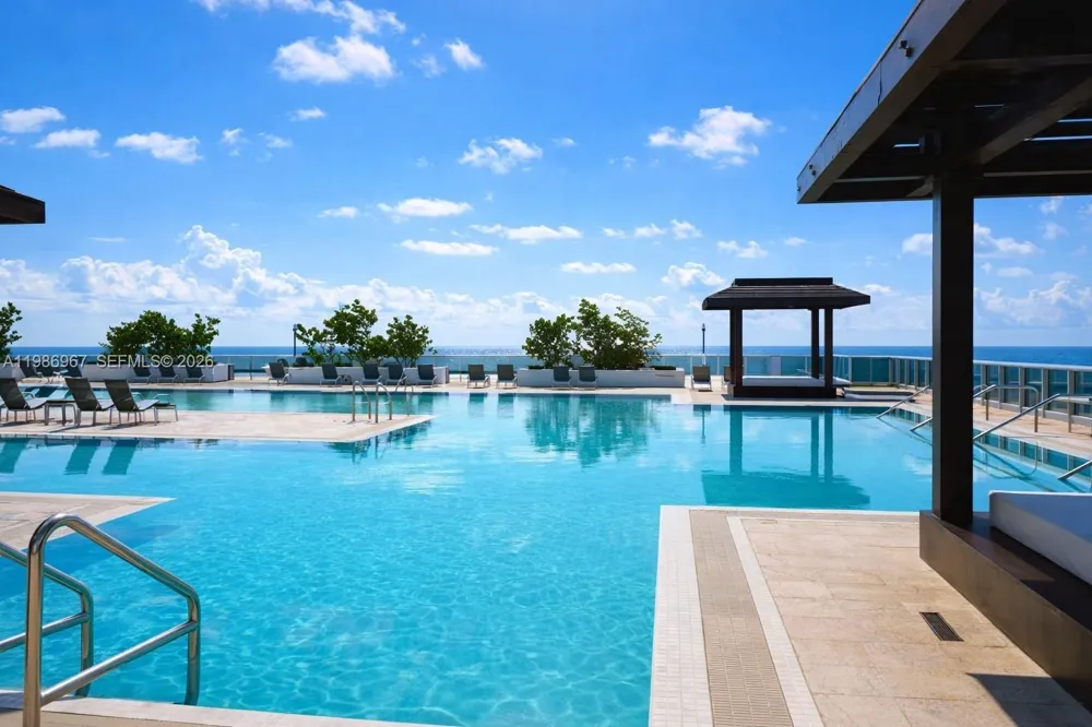 1800 S Ocean Dr #UPH4301 Hallandale Beach, FL 33009
