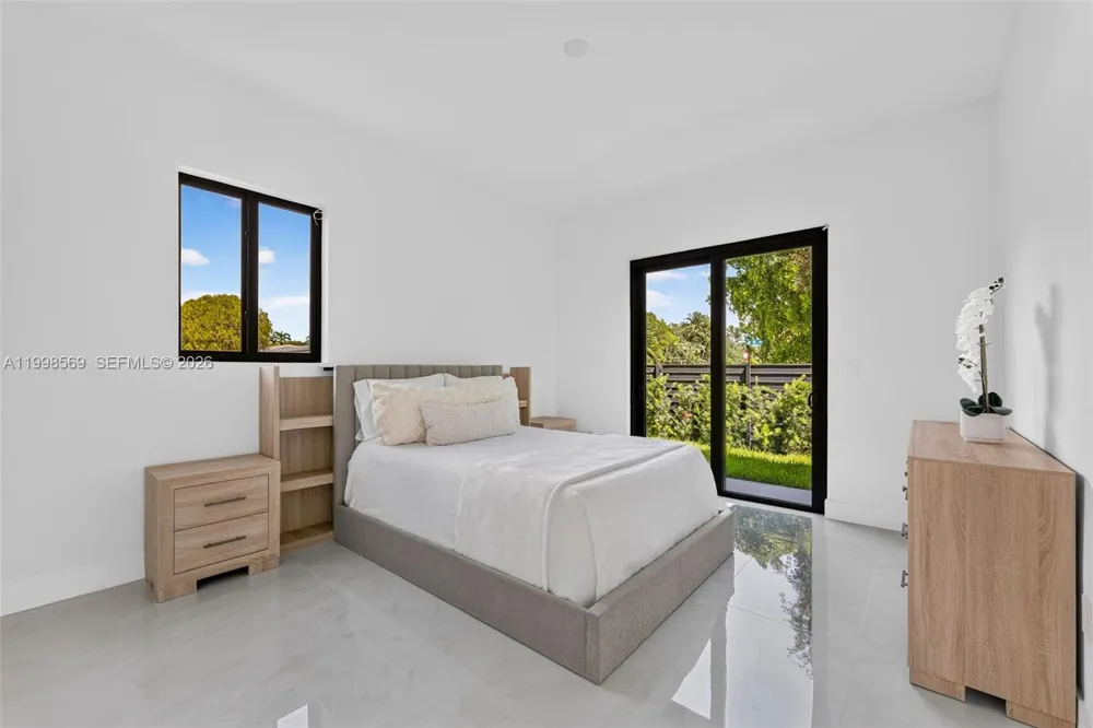 9833 Miami Ave Miami Shores, FL 33150
