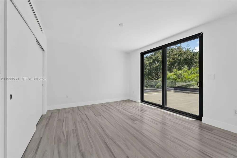 9833 Miami Ave Miami Shores, FL 33150