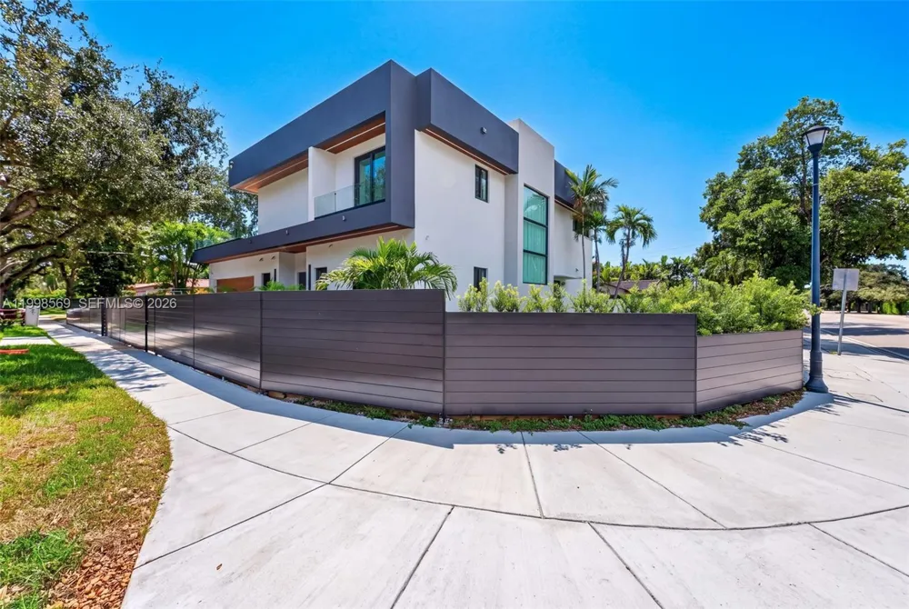 9833 Miami Ave Miami Shores, FL 33150