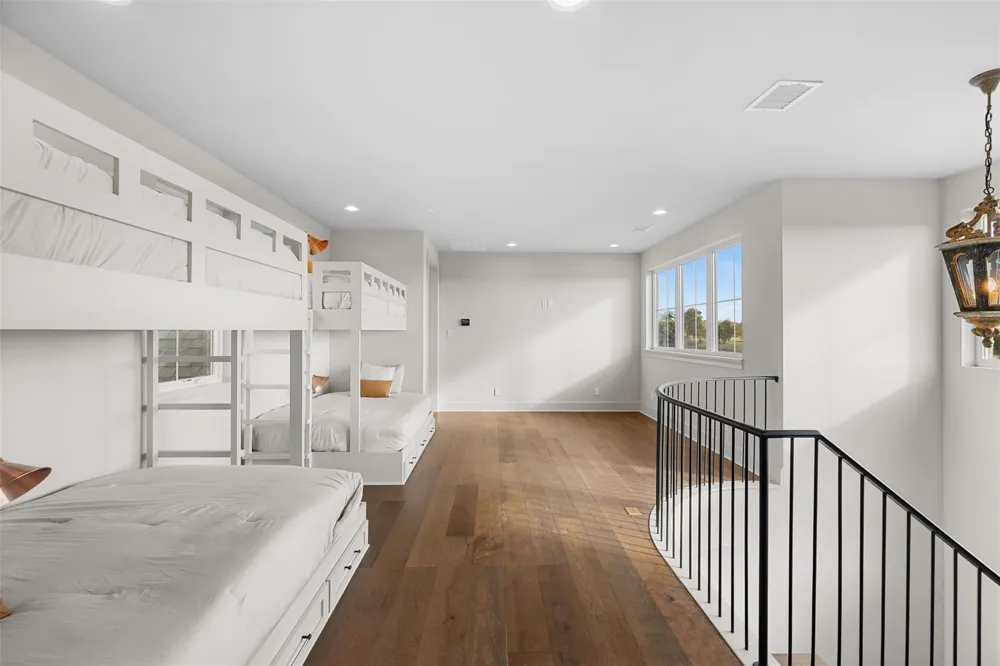404 Blackberry Lane Washington, TX 77880