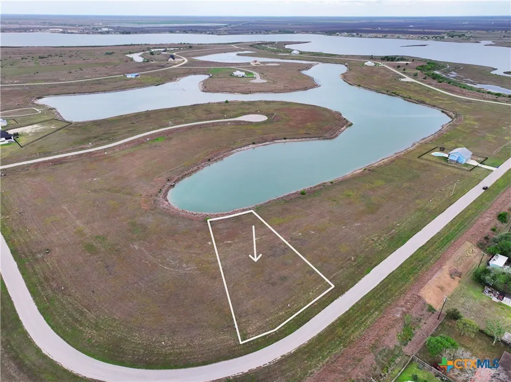 42 Redfish Retreat Drive Port Lavaca, TX 77979