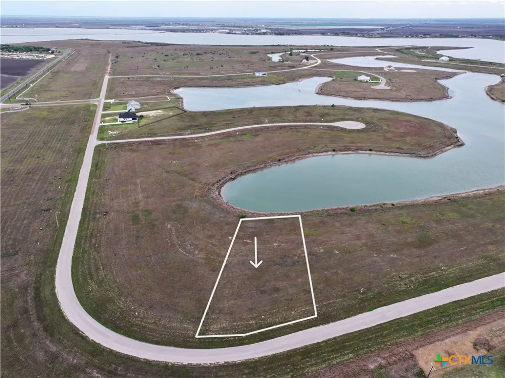 42 Redfish Retreat Drive Port Lavaca, TX 77979