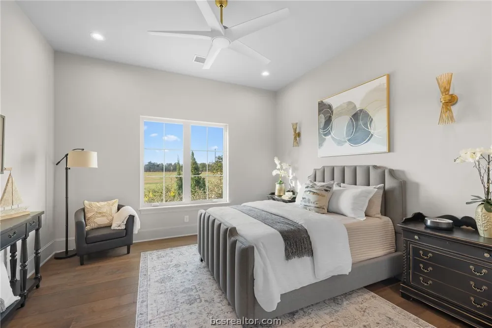 404 Blackberry Lane Washington, TX 77880