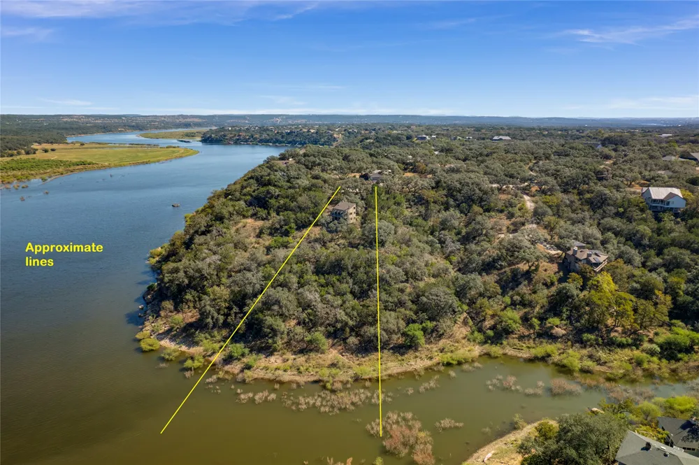 501 Coventry Road Spicewood, TX 78669