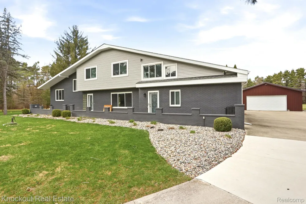 9239 Lange Road Birch Run Township, MI 48415