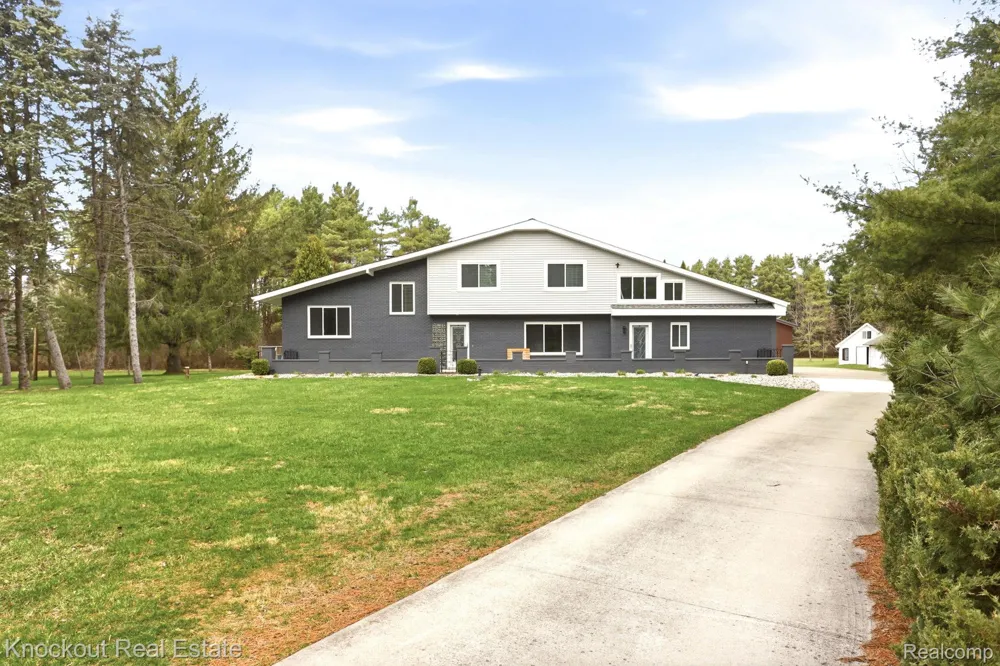 9239 Lange Road Birch Run Township, MI 48415