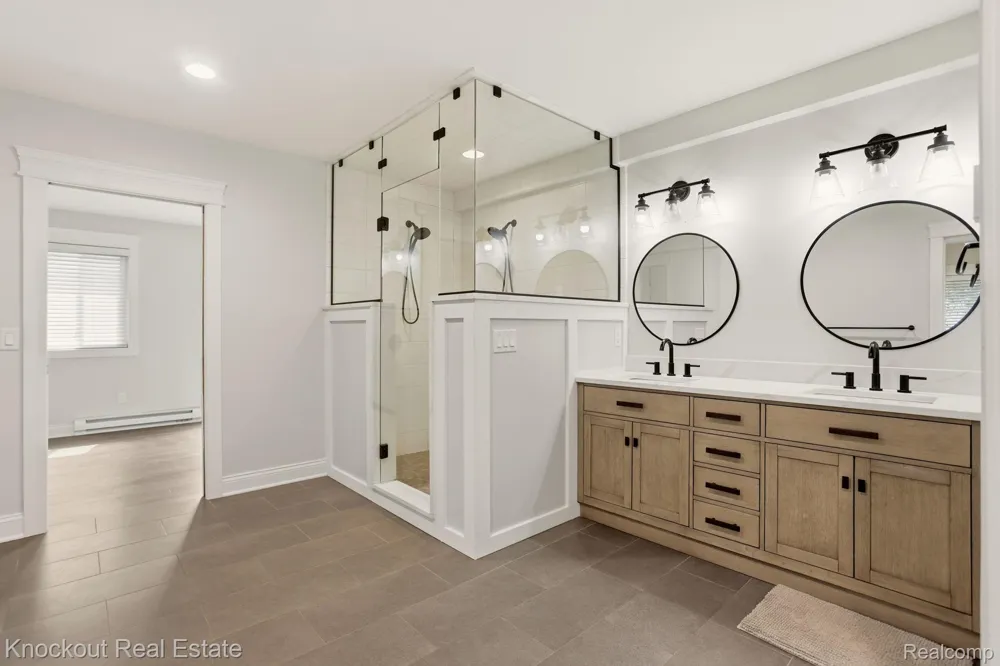 9239 Lange Road Birch Run Township, MI 48415