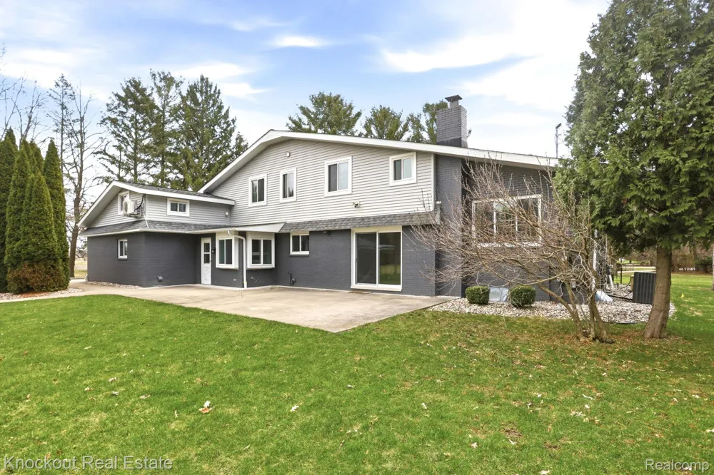 9239 Lange Road Birch Run Township, MI 48415