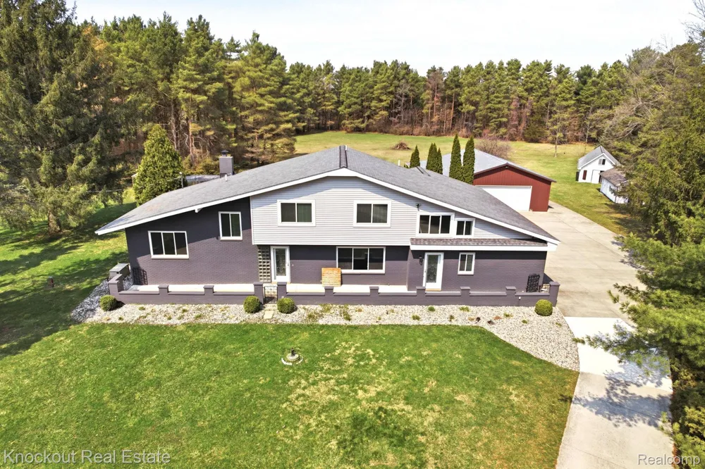 9239 Lange Road Birch Run Township, MI 48415