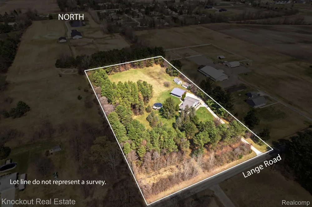 9239 Lange Road Birch Run Township, MI 48415