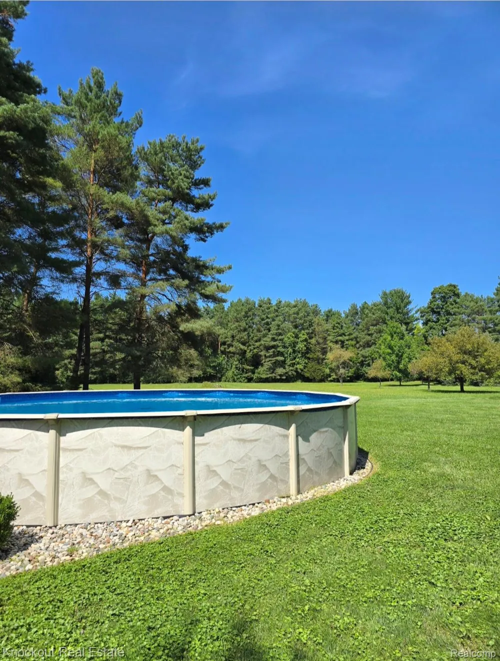 9239 Lange Road Birch Run Township, MI 48415
