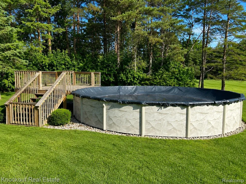 9239 Lange Road Birch Run Township, MI 48415