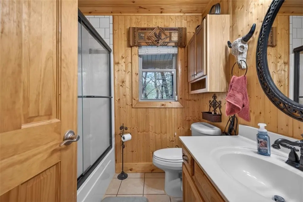 88 Crest Road Blairsville, GA 30512