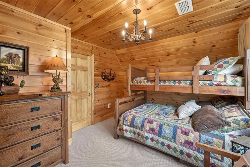 88 Crest Road Blairsville, GA 30512