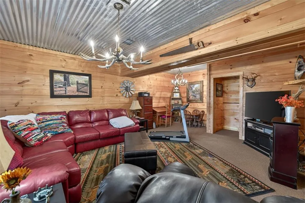 88 Crest Road Blairsville, GA 30512