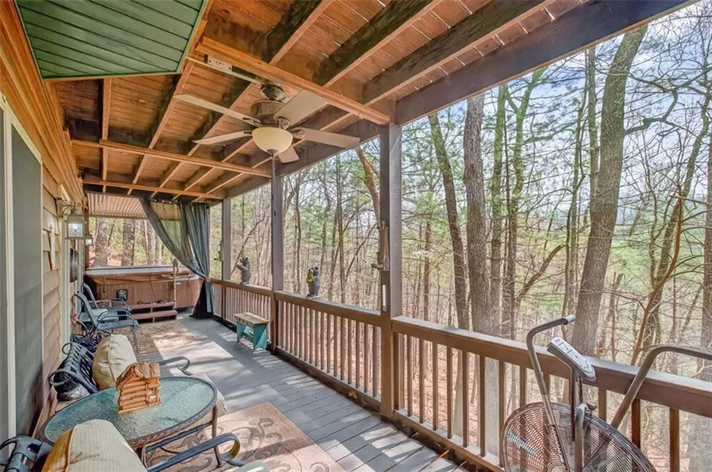 88 Crest Road Blairsville, GA 30512