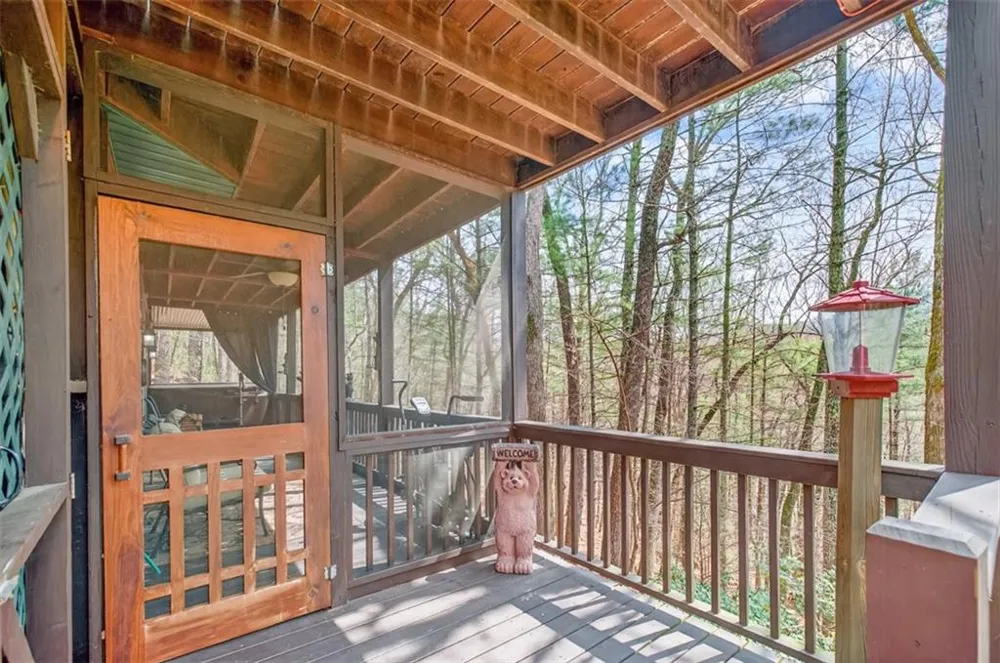 88 Crest Road Blairsville, GA 30512
