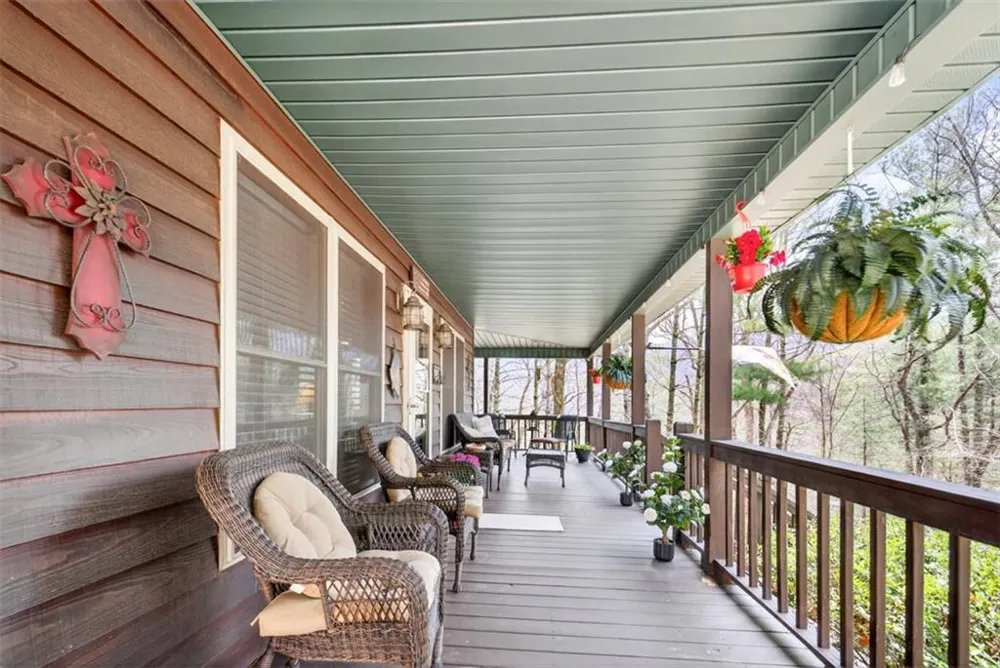 88 Crest Road Blairsville, GA 30512