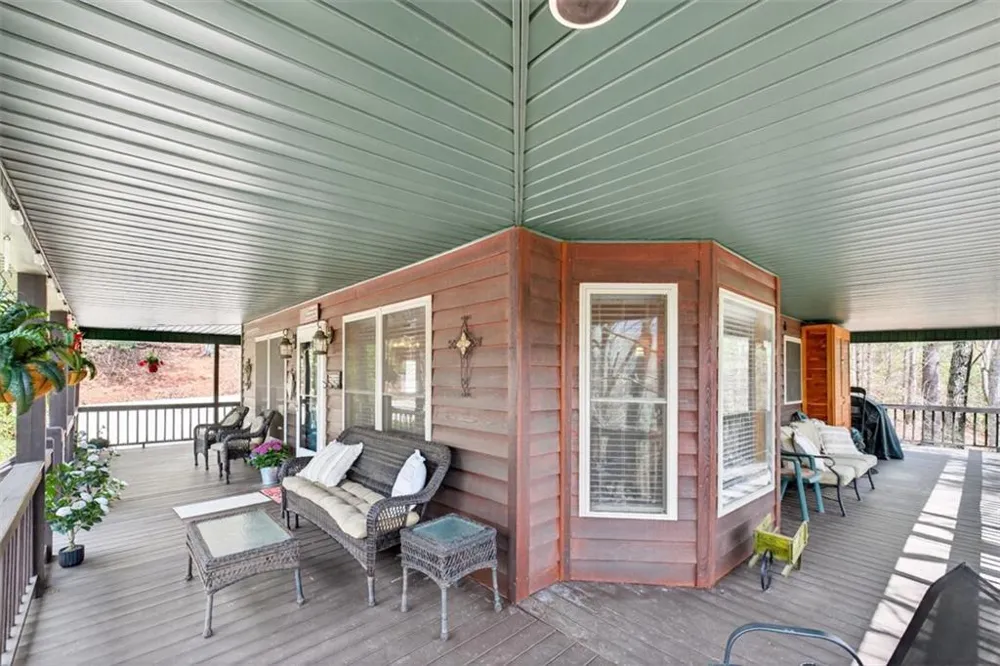 88 Crest Road Blairsville, GA 30512